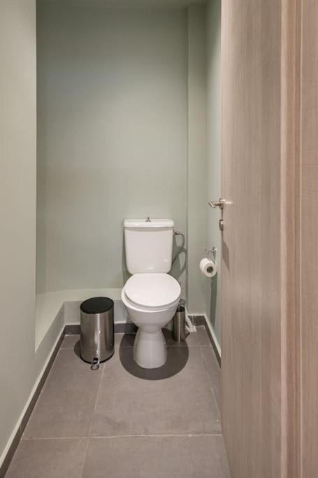 Smaragdi Luxury Jacuzzi Apartment Noho Premium Living Афины Экстерьер фото
