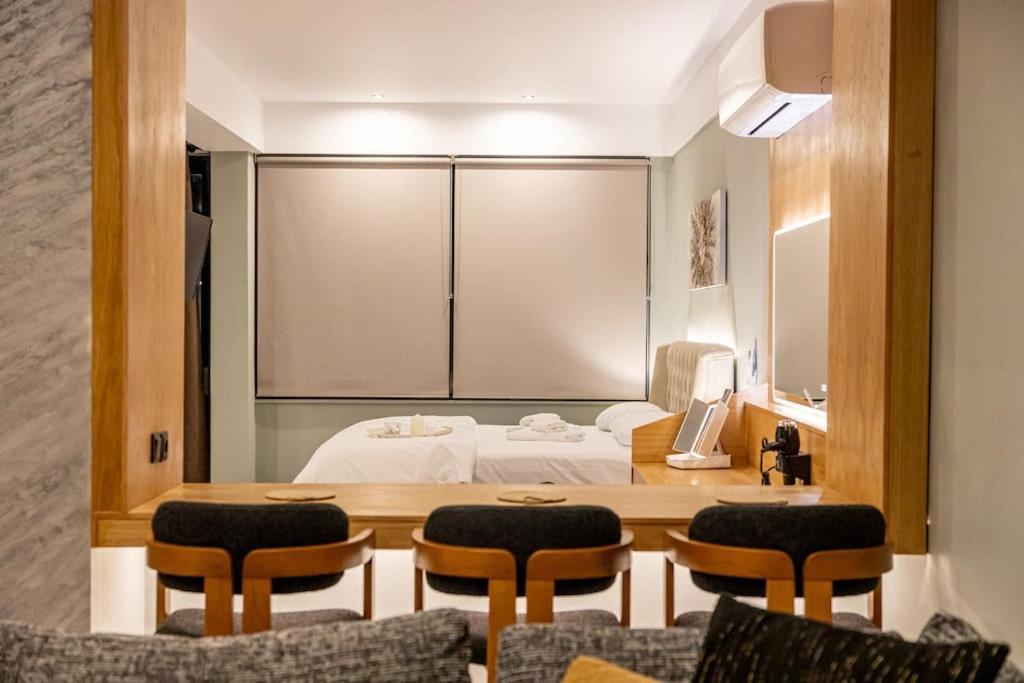 Smaragdi Luxury Jacuzzi Apartment Noho Premium Living Афины Экстерьер фото
