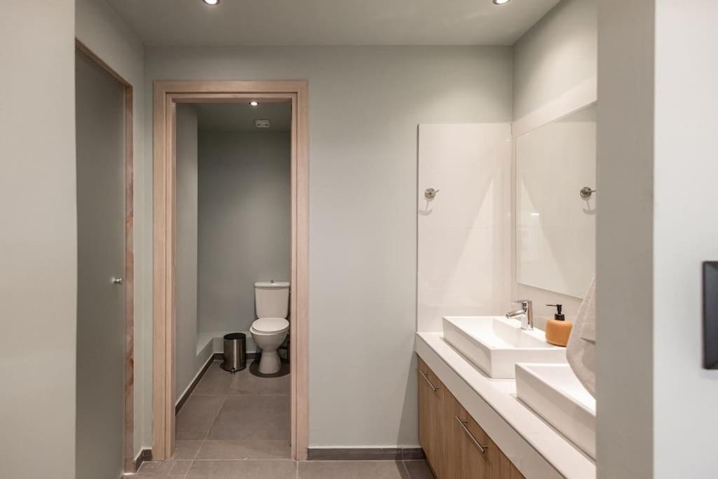 Smaragdi Luxury Jacuzzi Apartment Noho Premium Living Афины Экстерьер фото